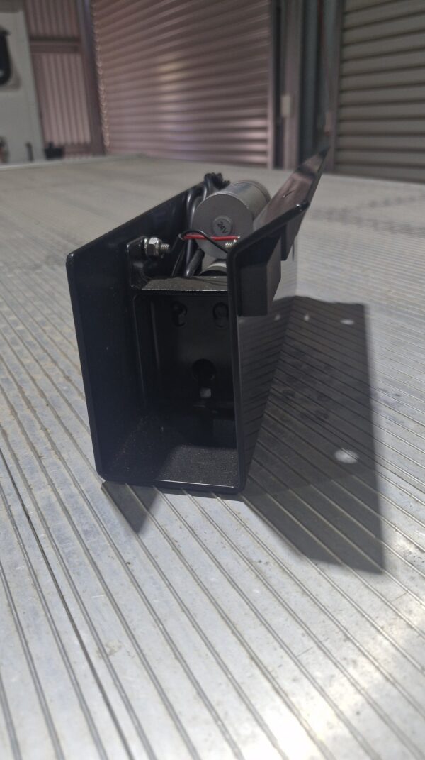 Brisbane Isuzu Engineering roof rack - Image 5